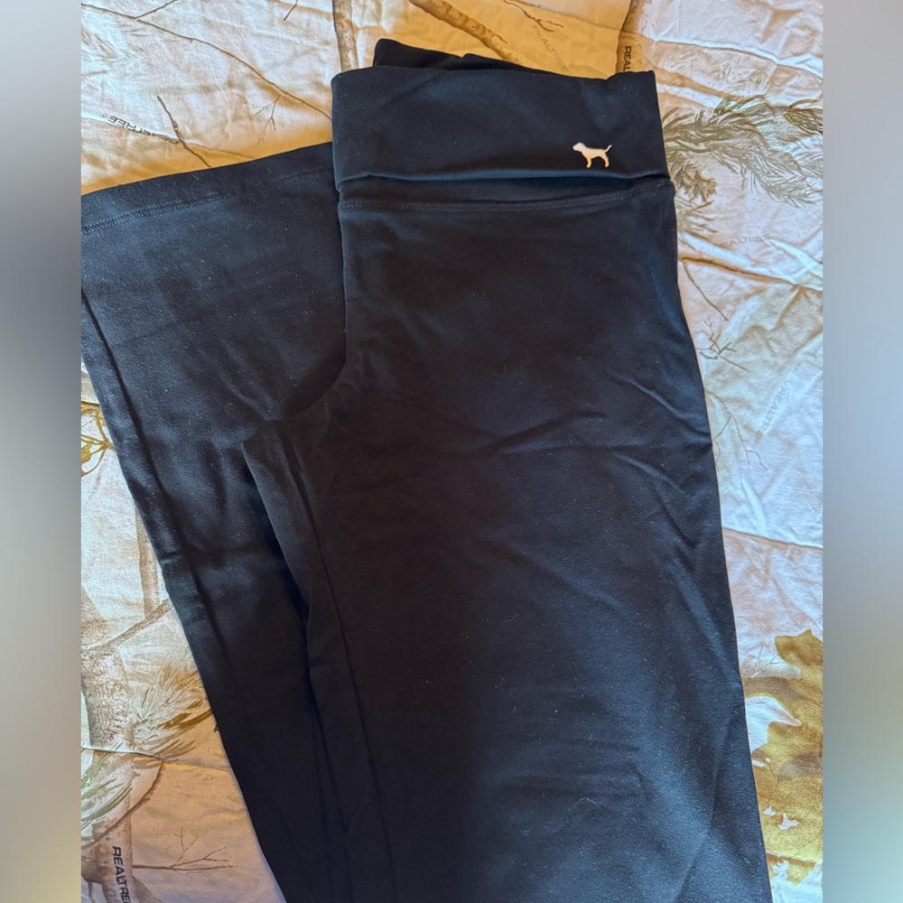 PINK Victoria's Secret Black Leggings